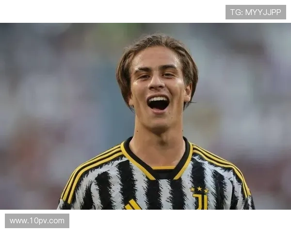 伊尔迪兹坦言前锋位置带来的身体考验 伊尔迪兹坦言前锋位置带来的身体考验